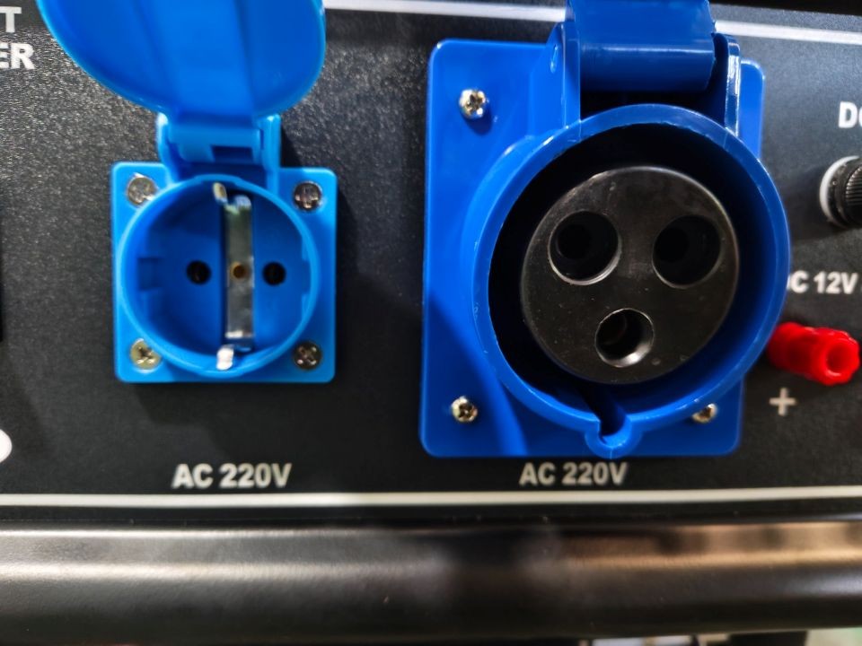 Генератор Zammer S6500CXE