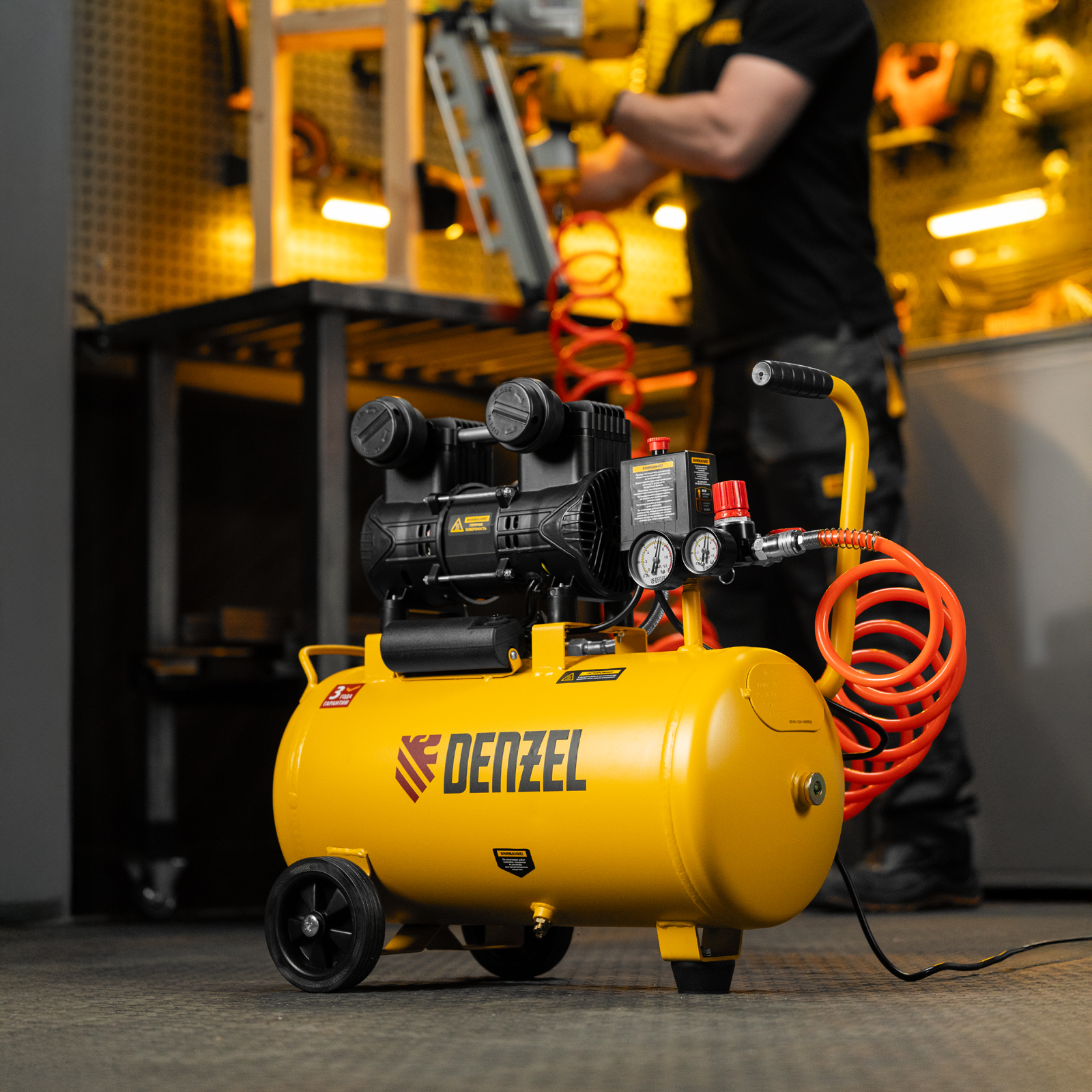 Поршневой компрессор DENZEL DLP-950/24